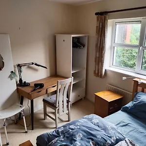 Privatunterkunft Crescent Homestay, Cork